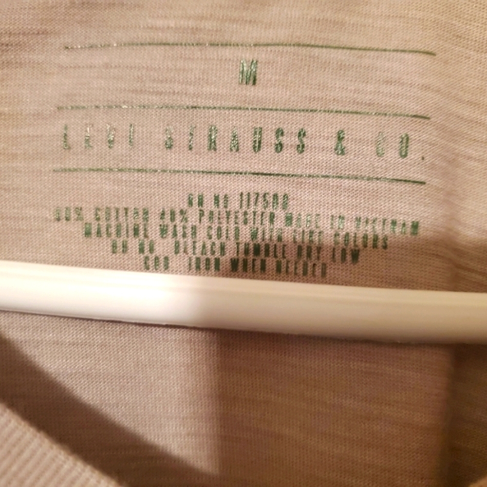 Levi's - Picture 4 of 6